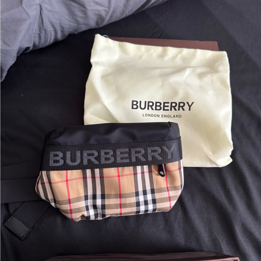 Burberry Checkered Belt Bag/Fanny Pack - Picture 3 of 5
